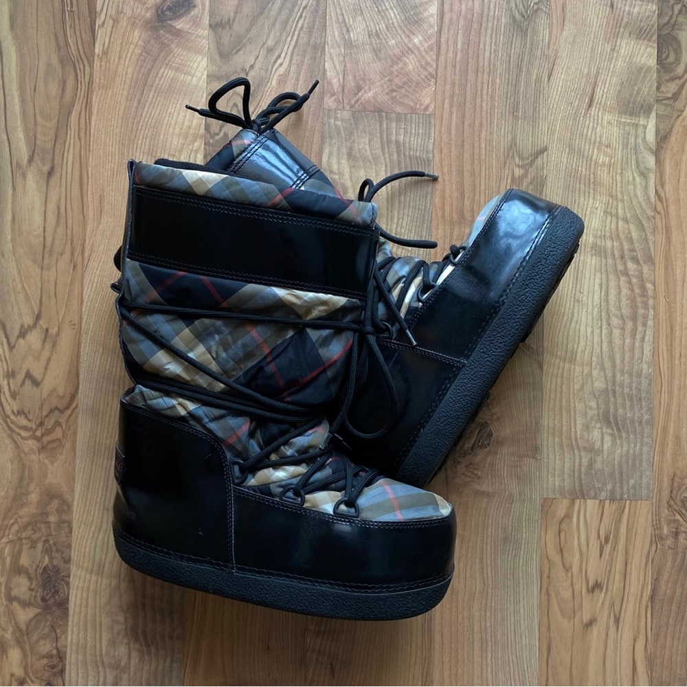 burberry moon boots snow boots